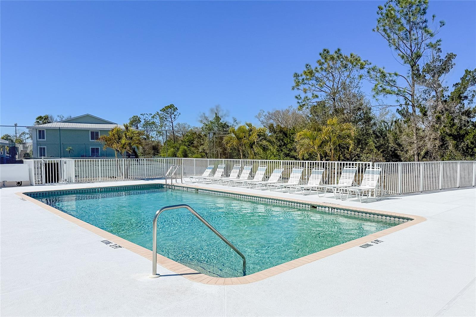 Image 36 of 50 For 8101 Memory Lane 122