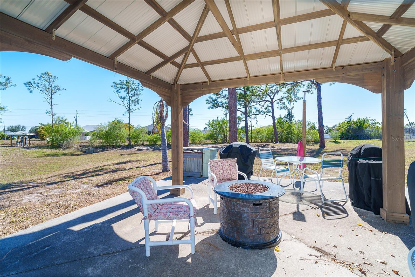 Image 45 of 50 For 8101 Memory Lane 122