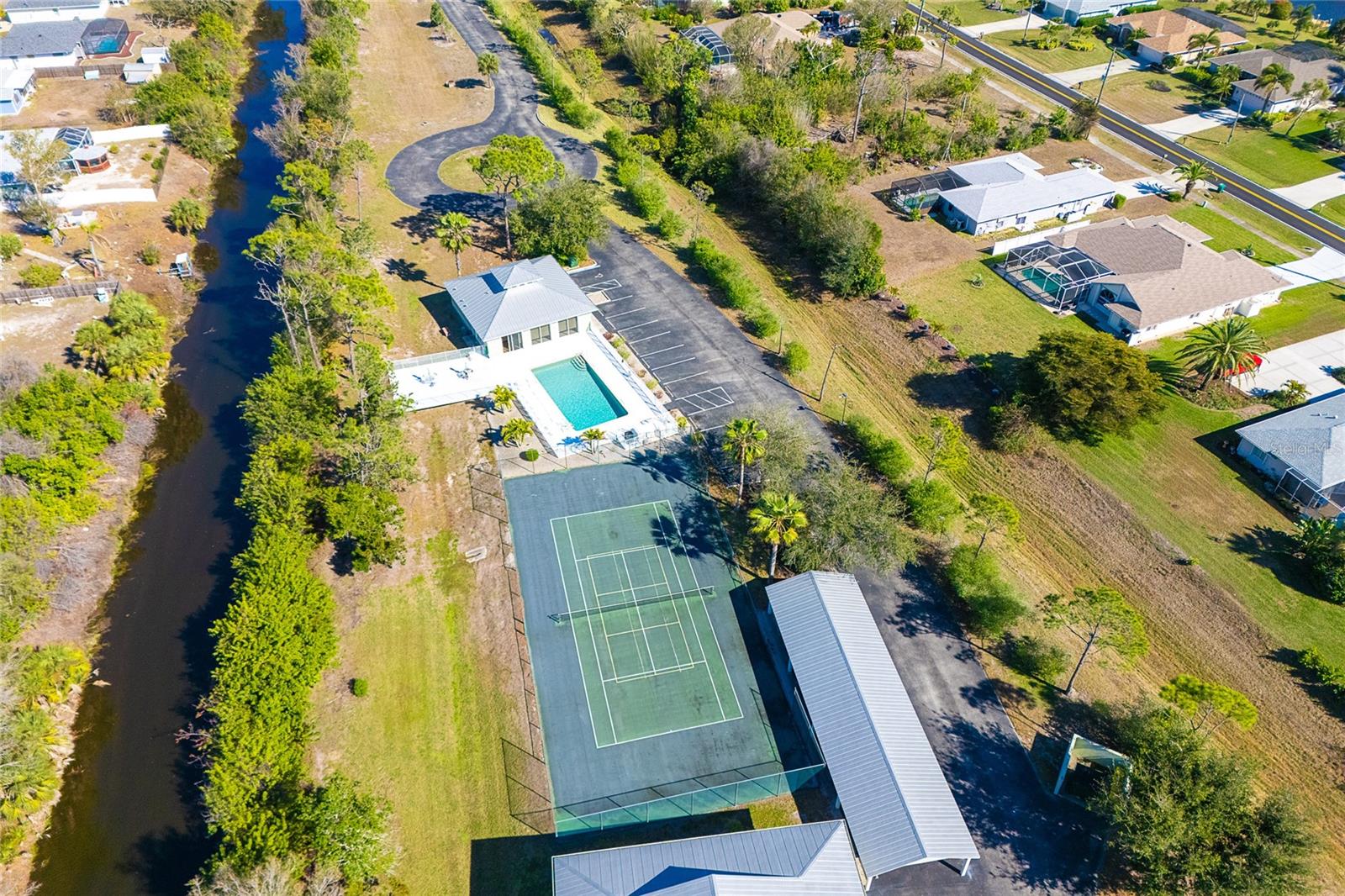 Image 48 of 50 For 8101 Memory Lane 122