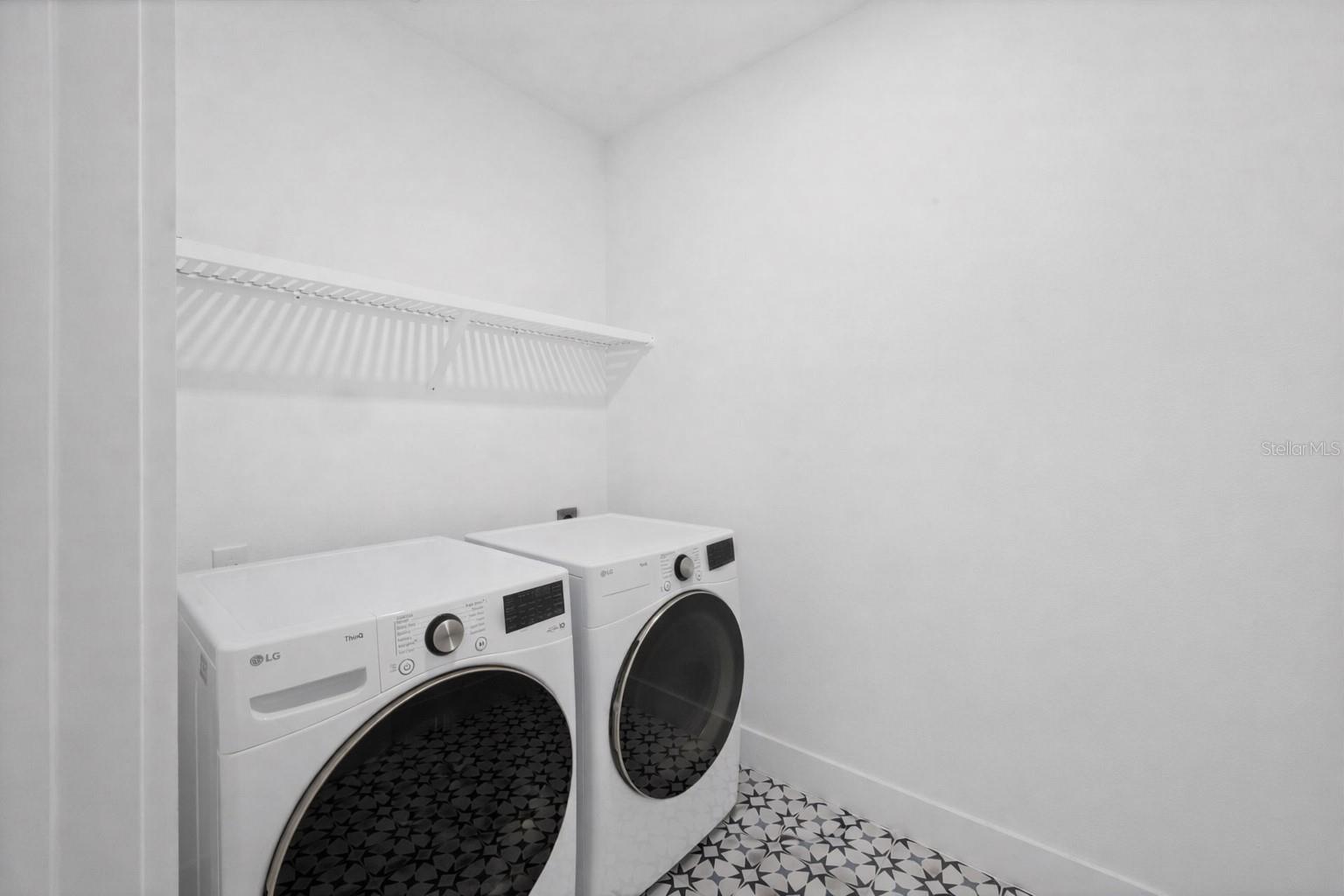 Image 23 of 44 For 18575 Midsummer Place