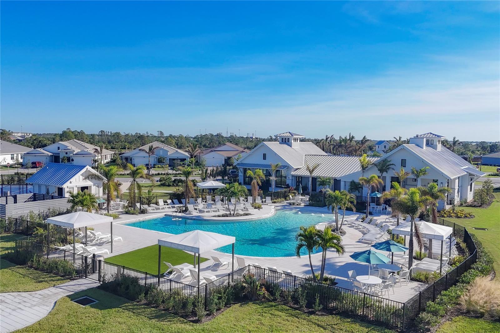 Image 42 of 44 For 18575 Midsummer Place