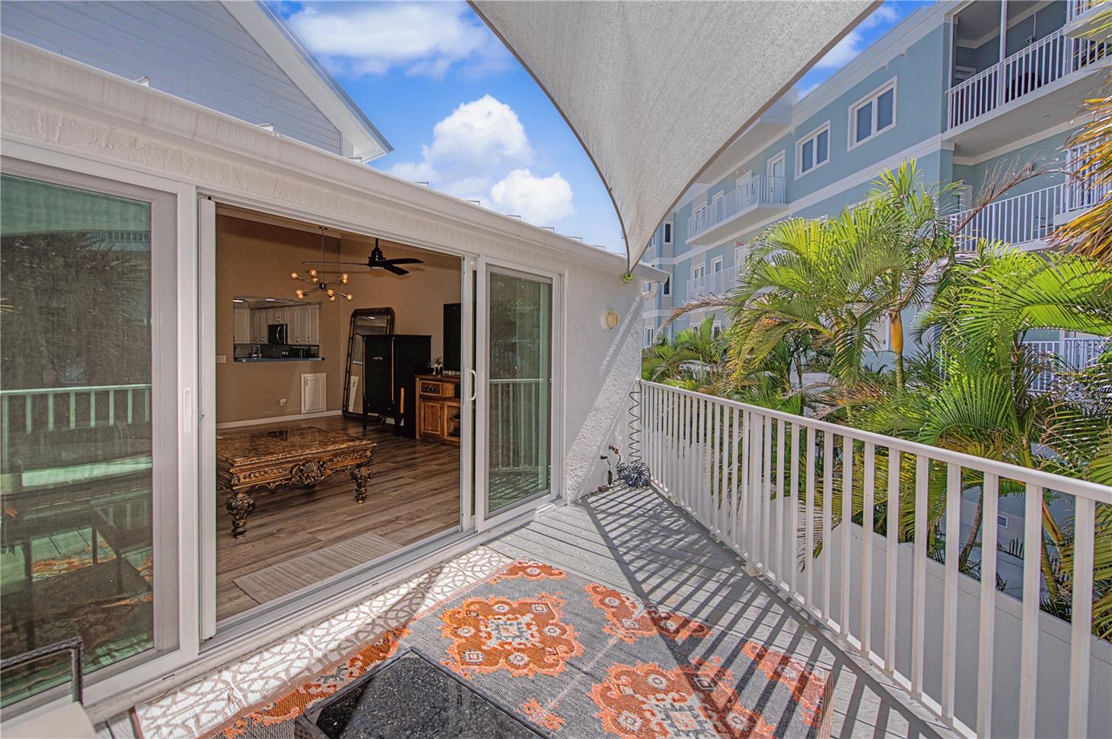 Image 12 of 50 For 2255 Beach Road 20