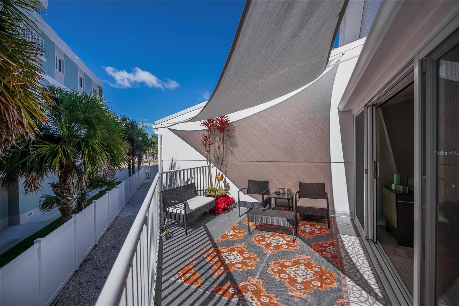 Image 13 of 50 For 2255 Beach Road 20