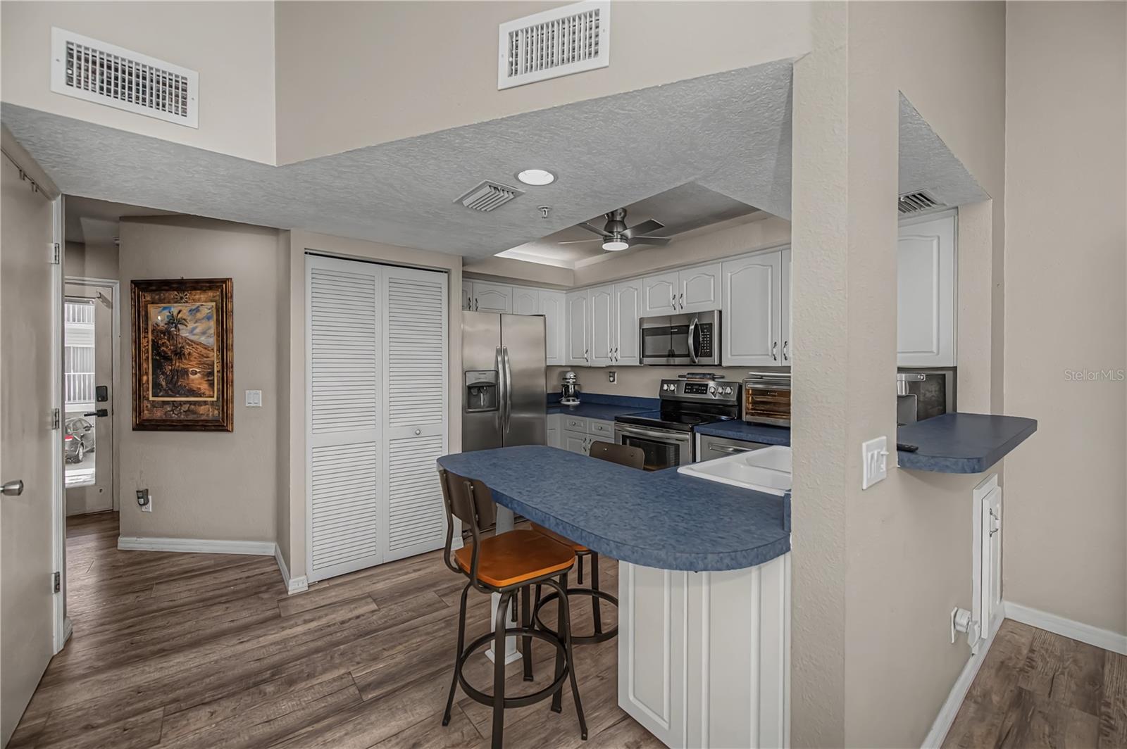 Image 17 of 50 For 2255 Beach Road 20