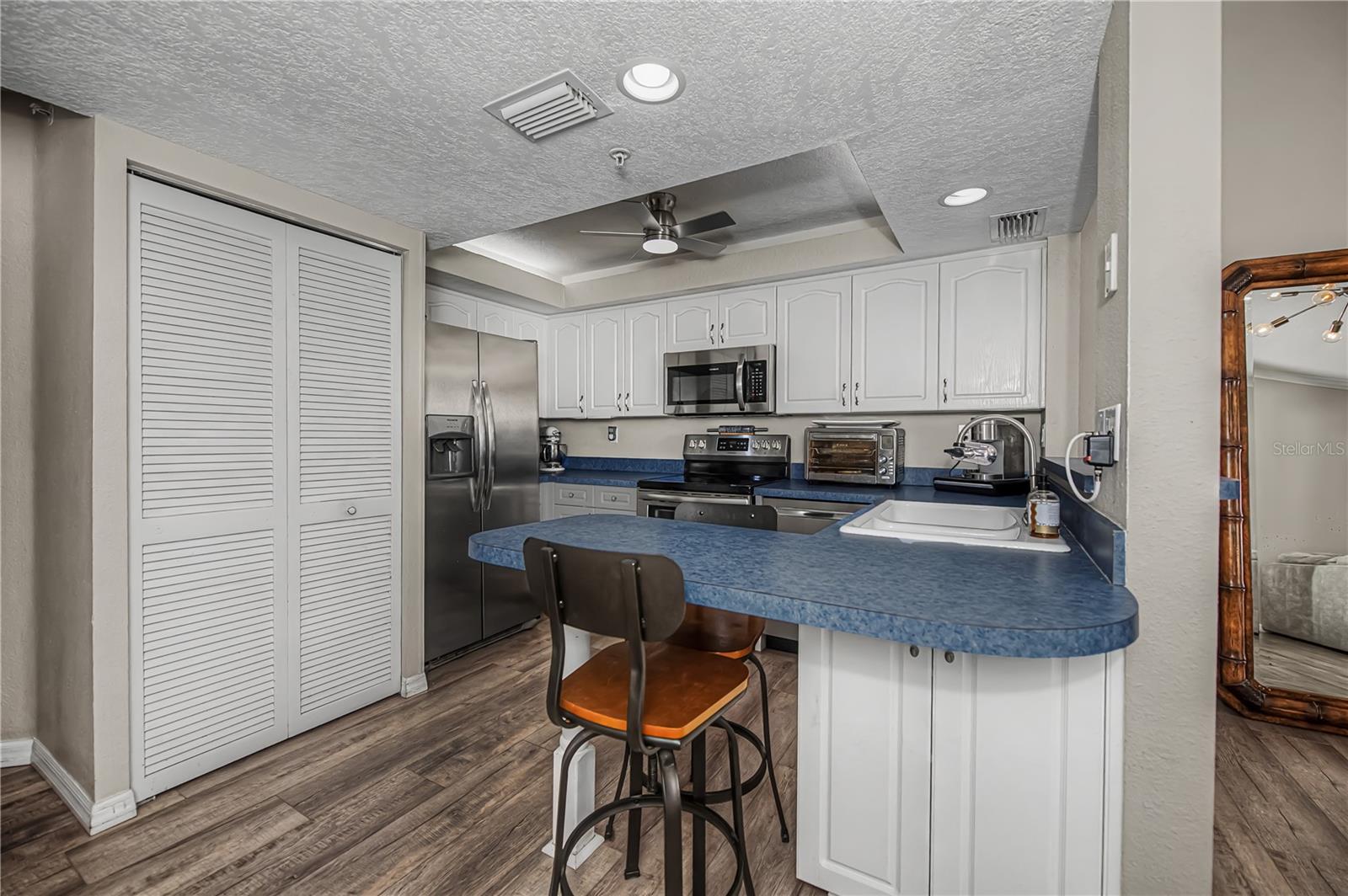 Image 19 of 50 For 2255 Beach Road 20