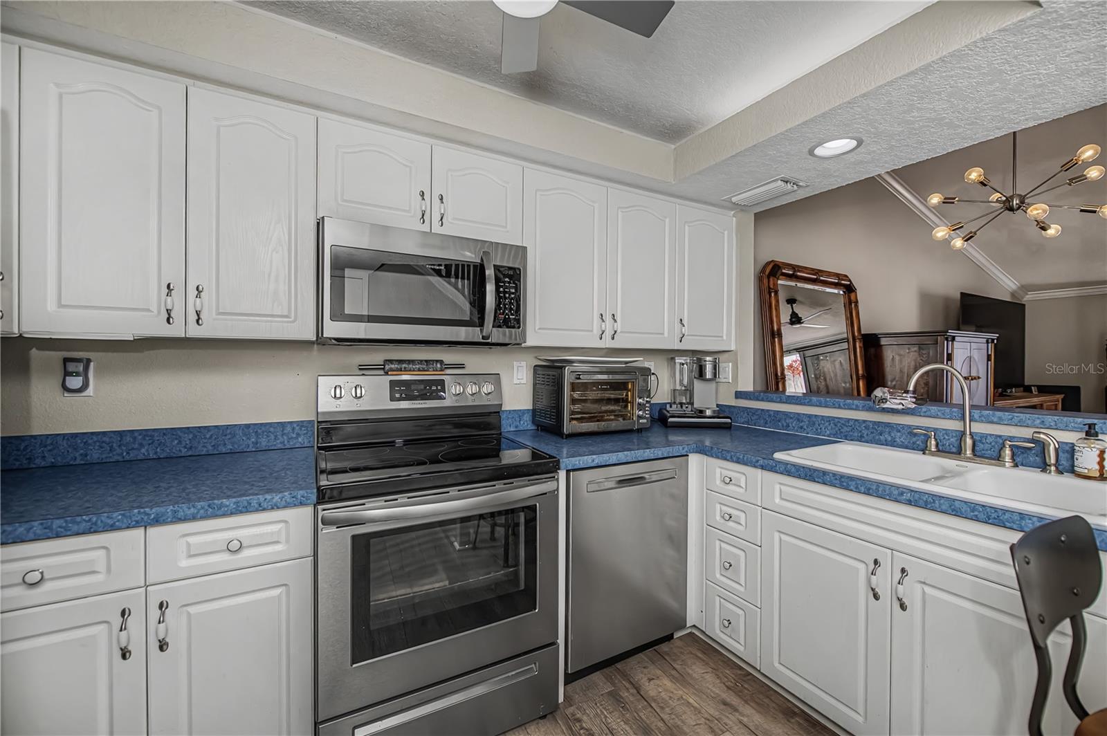 Image 22 of 50 For 2255 Beach Road 20