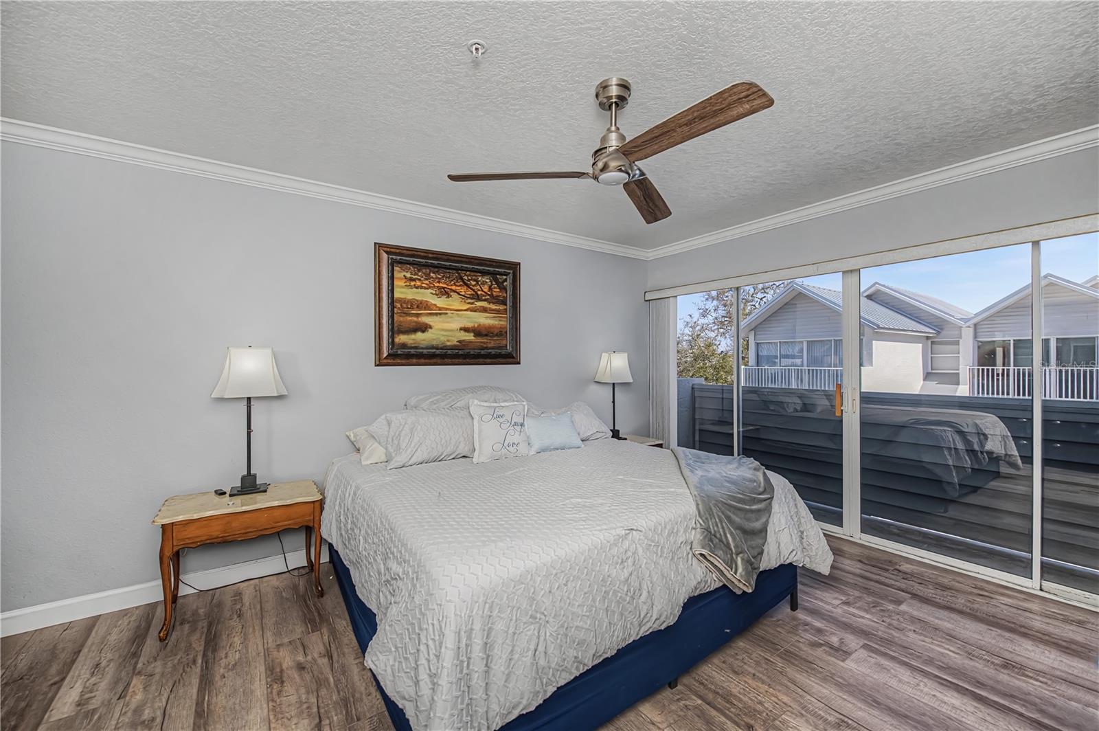 Image 28 of 50 For 2255 Beach Road 20