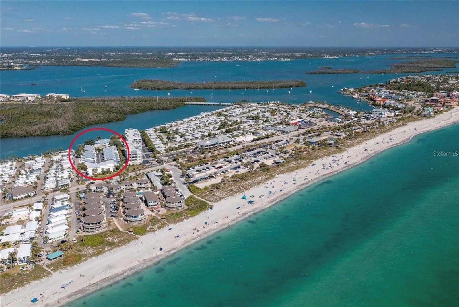 Image 3 of 50 For 2255 Beach Road 20