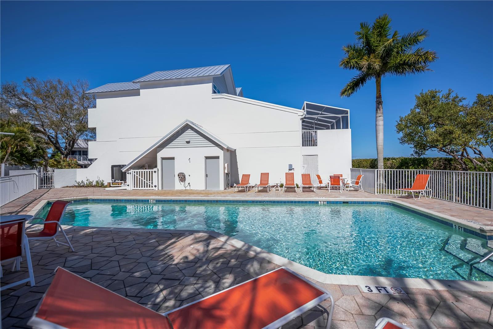 Image 33 of 50 For 2255 Beach Road 20