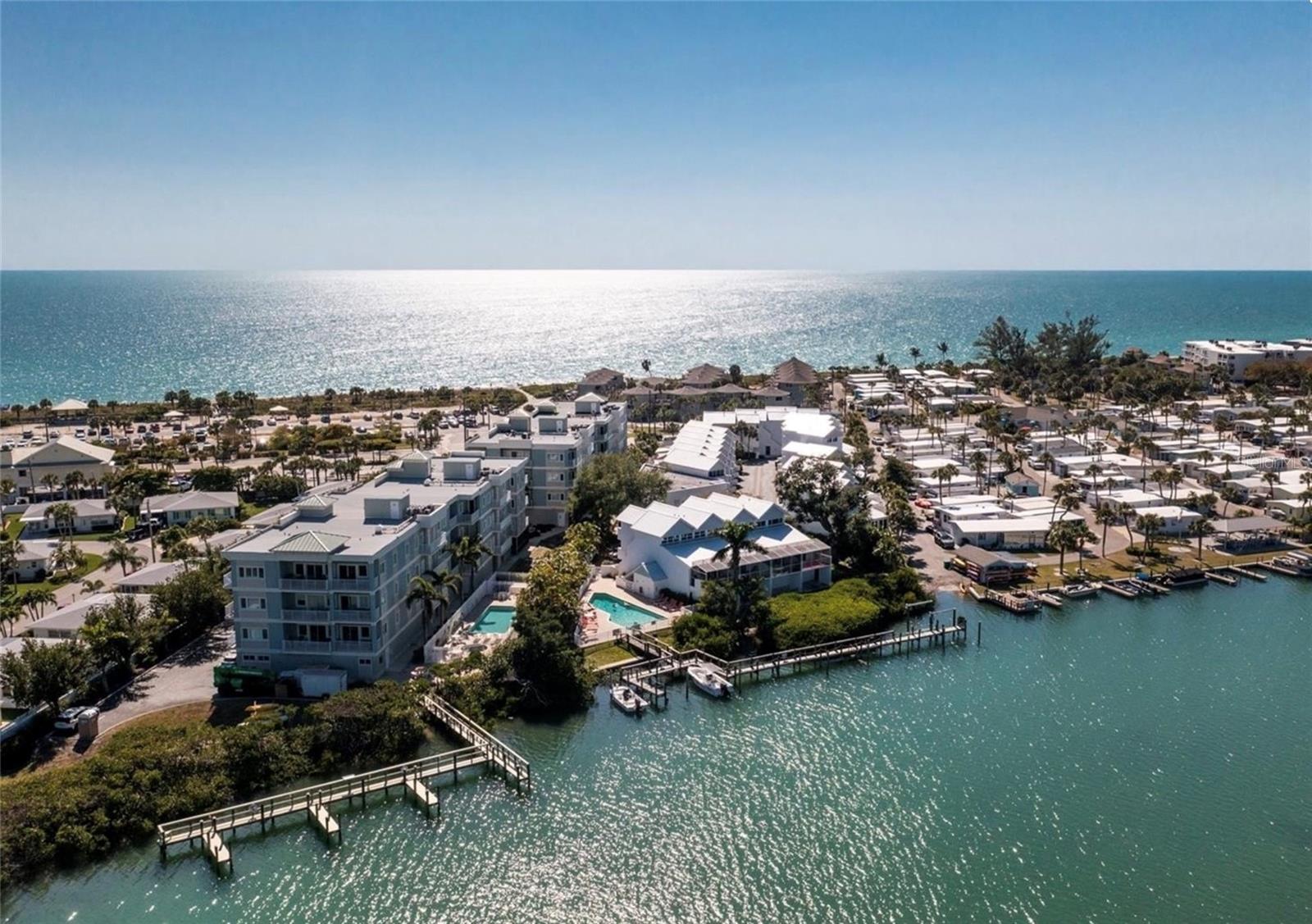 Image 4 of 50 For 2255 Beach Road 20