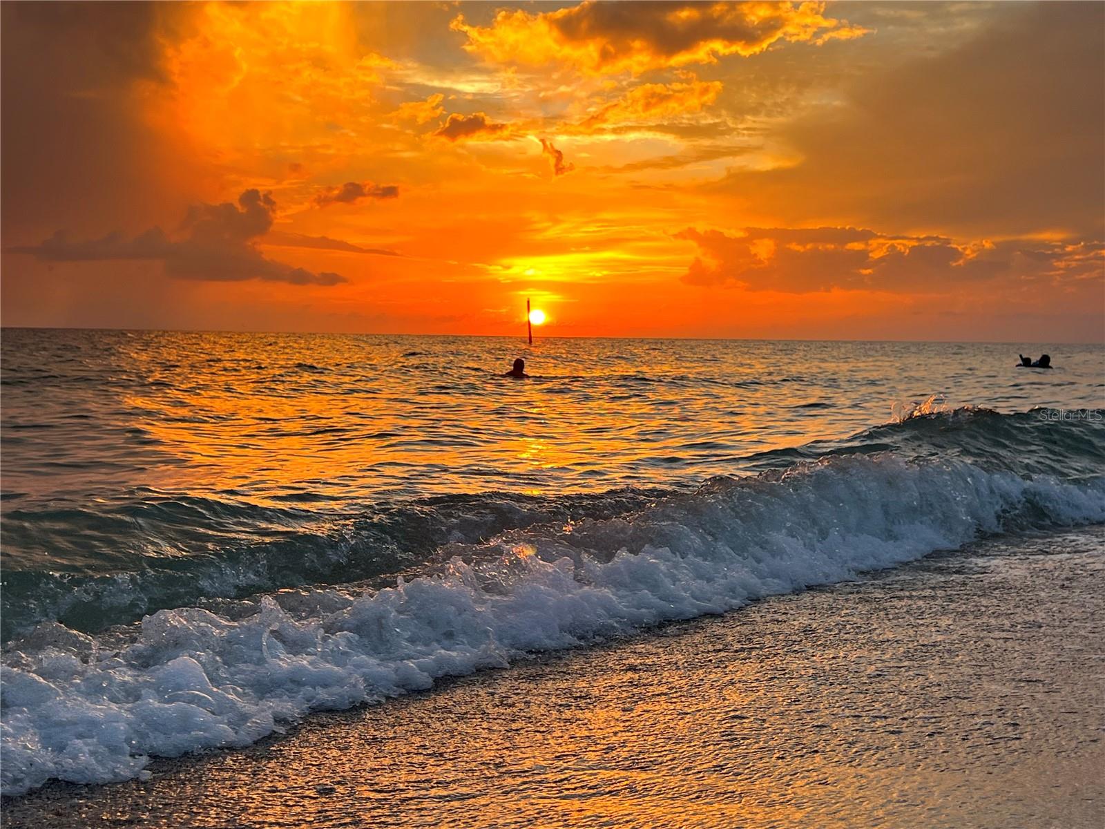 Image 47 of 50 For 2255 Beach Road 20