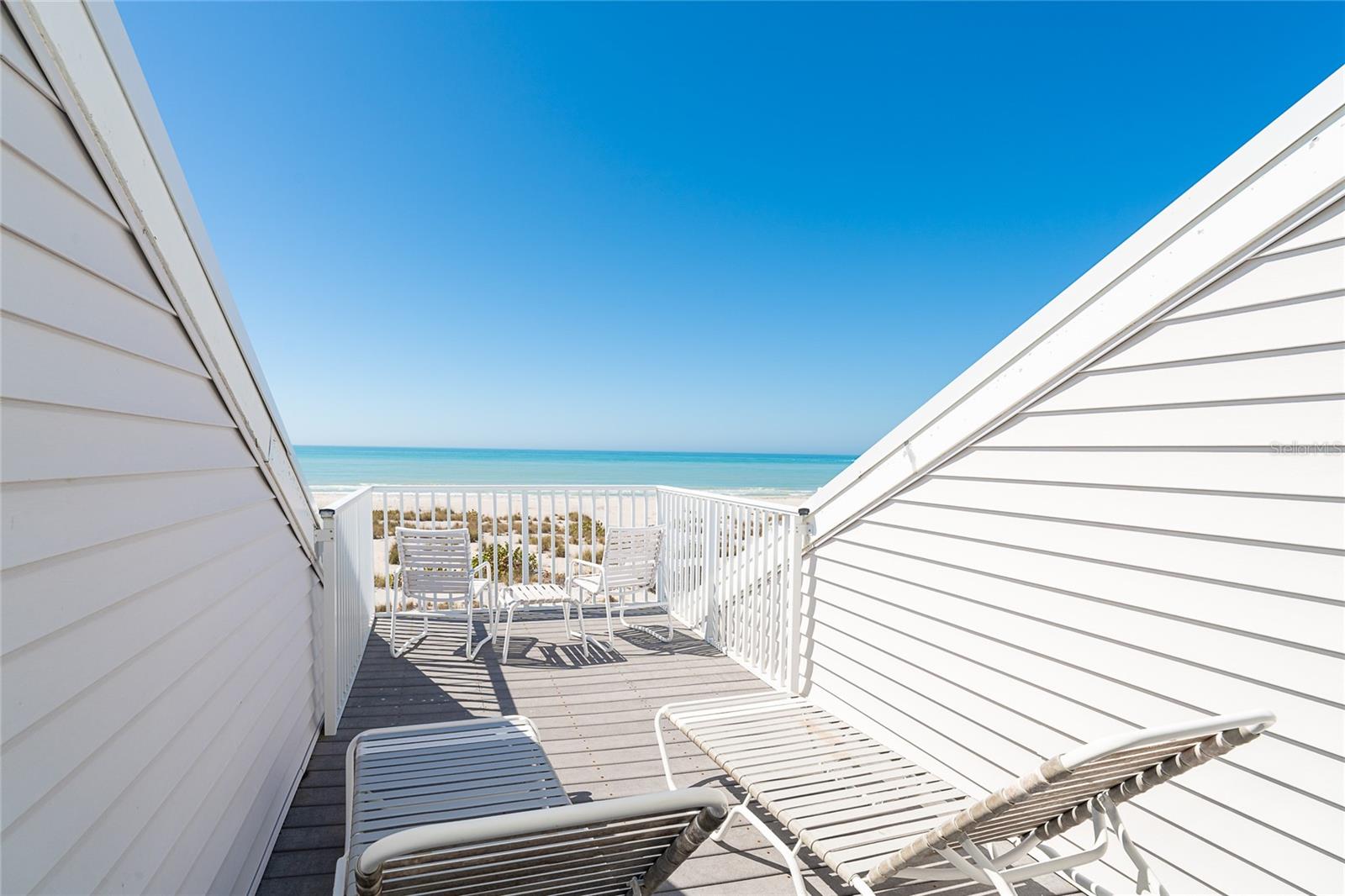 Image 16 of 45 For 7494 Palm Island Drive 2224