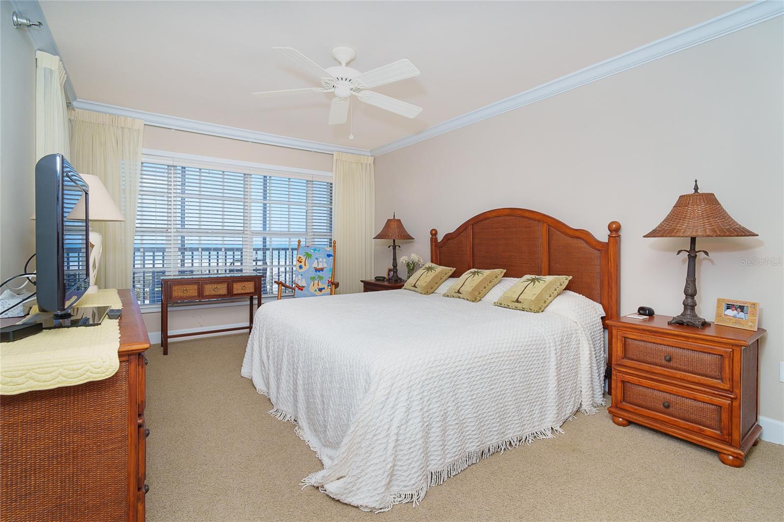 Image 28 of 45 For 7494 Palm Island Drive 2224