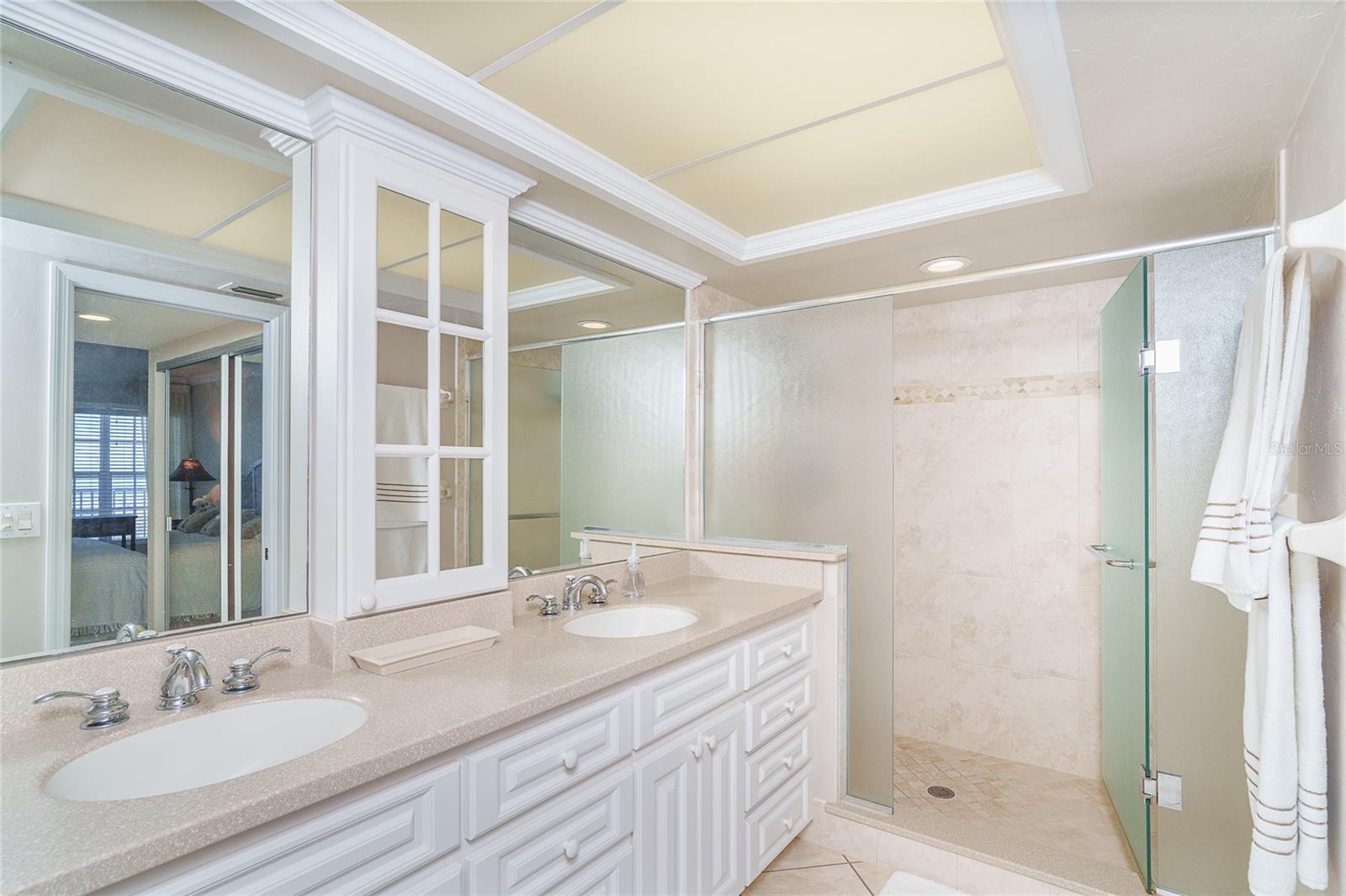 Image 31 of 45 For 7494 Palm Island Drive 2224