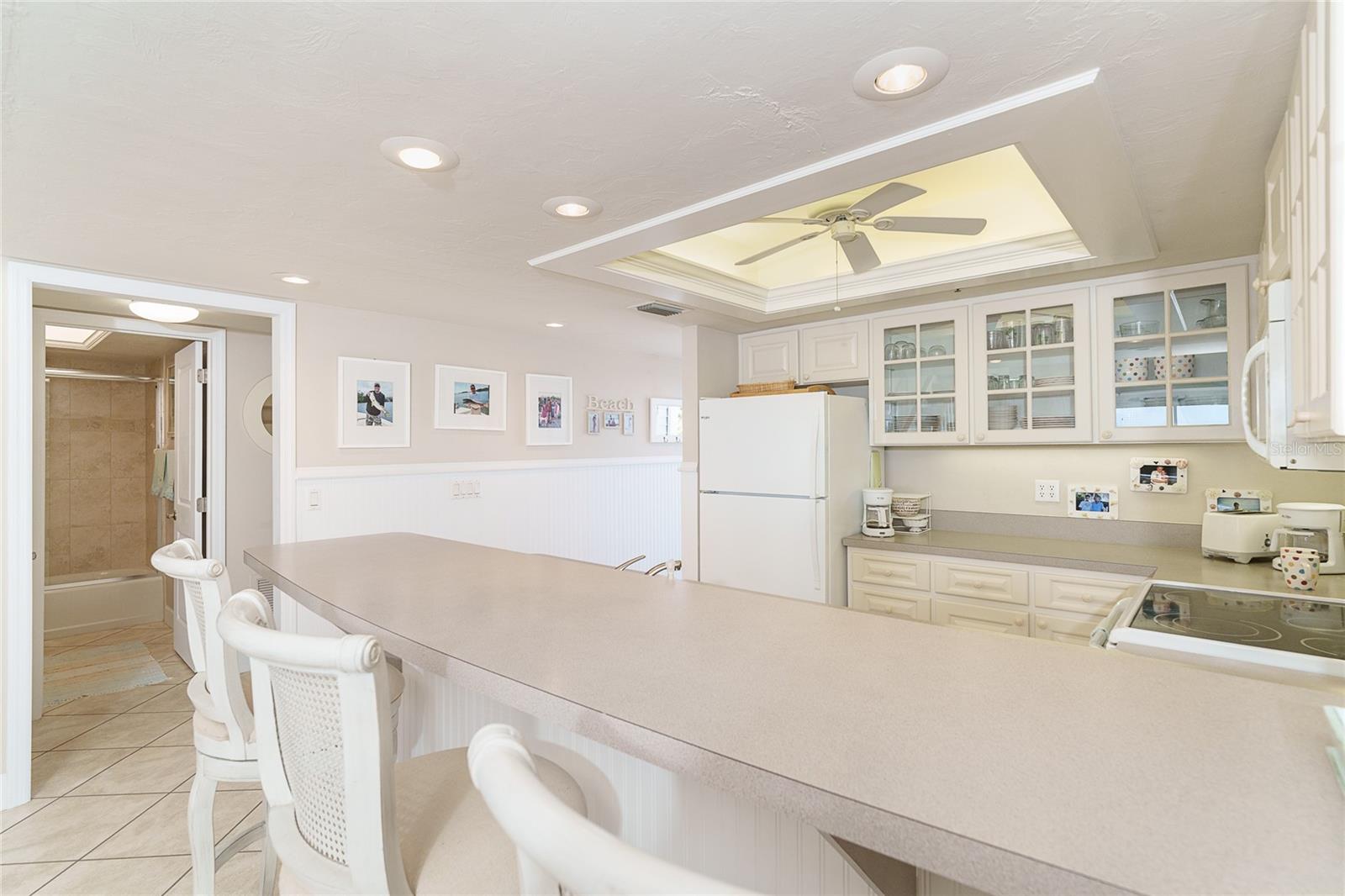 Image 9 of 45 For 7494 Palm Island Drive 2224