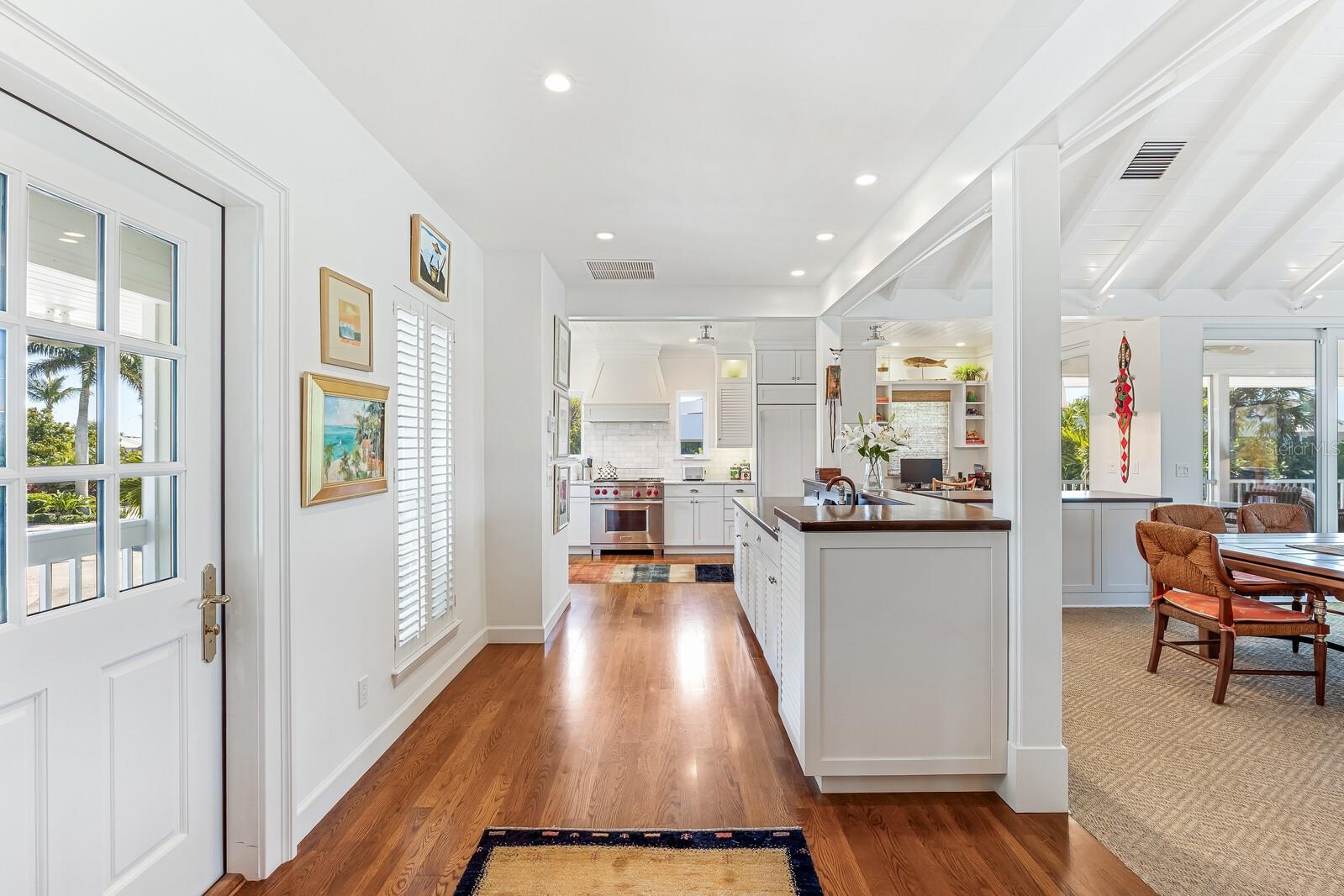 Image 10 of 39 For 1627 Gaspar Drive S