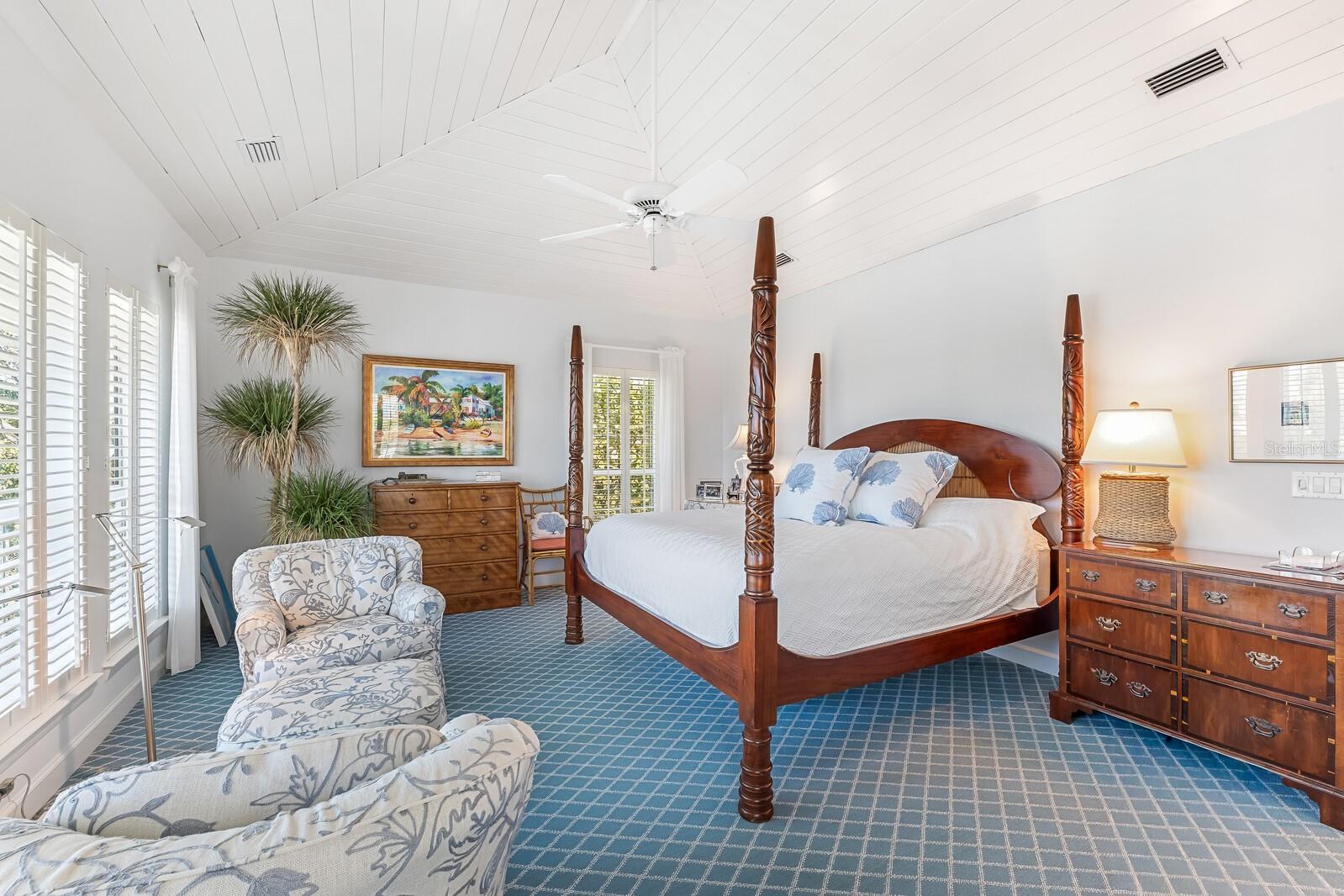 Image 17 of 39 For 1627 Gaspar Drive S