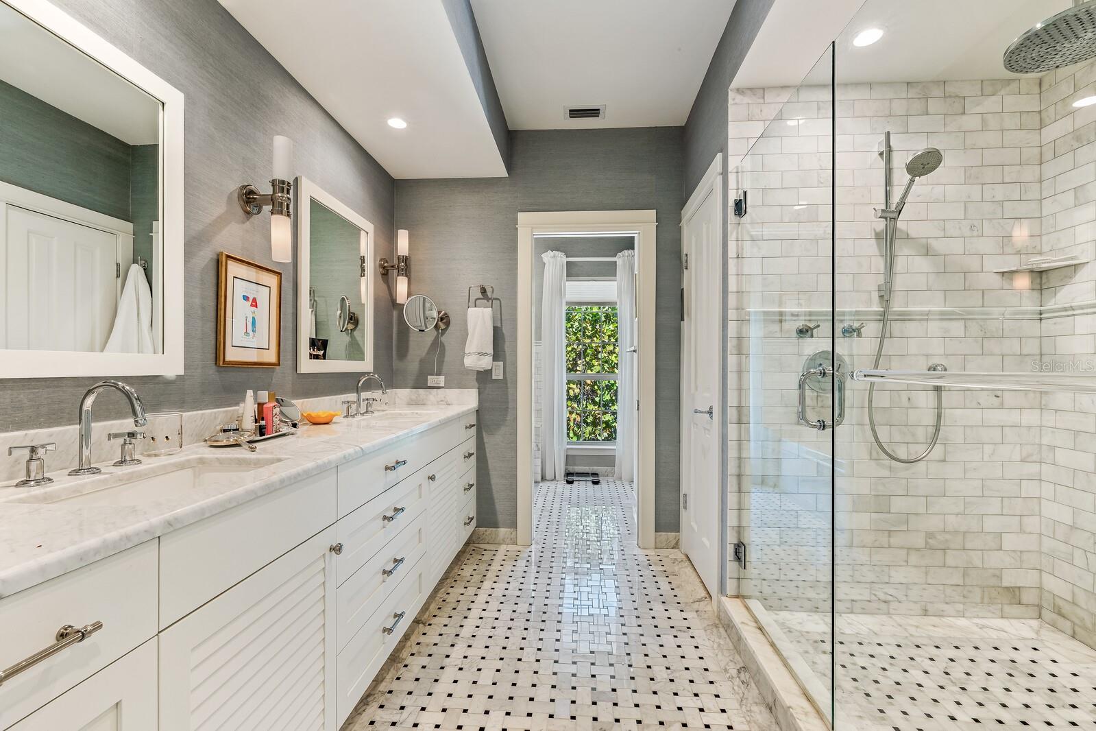 Image 19 of 39 For 1627 Gaspar Drive S