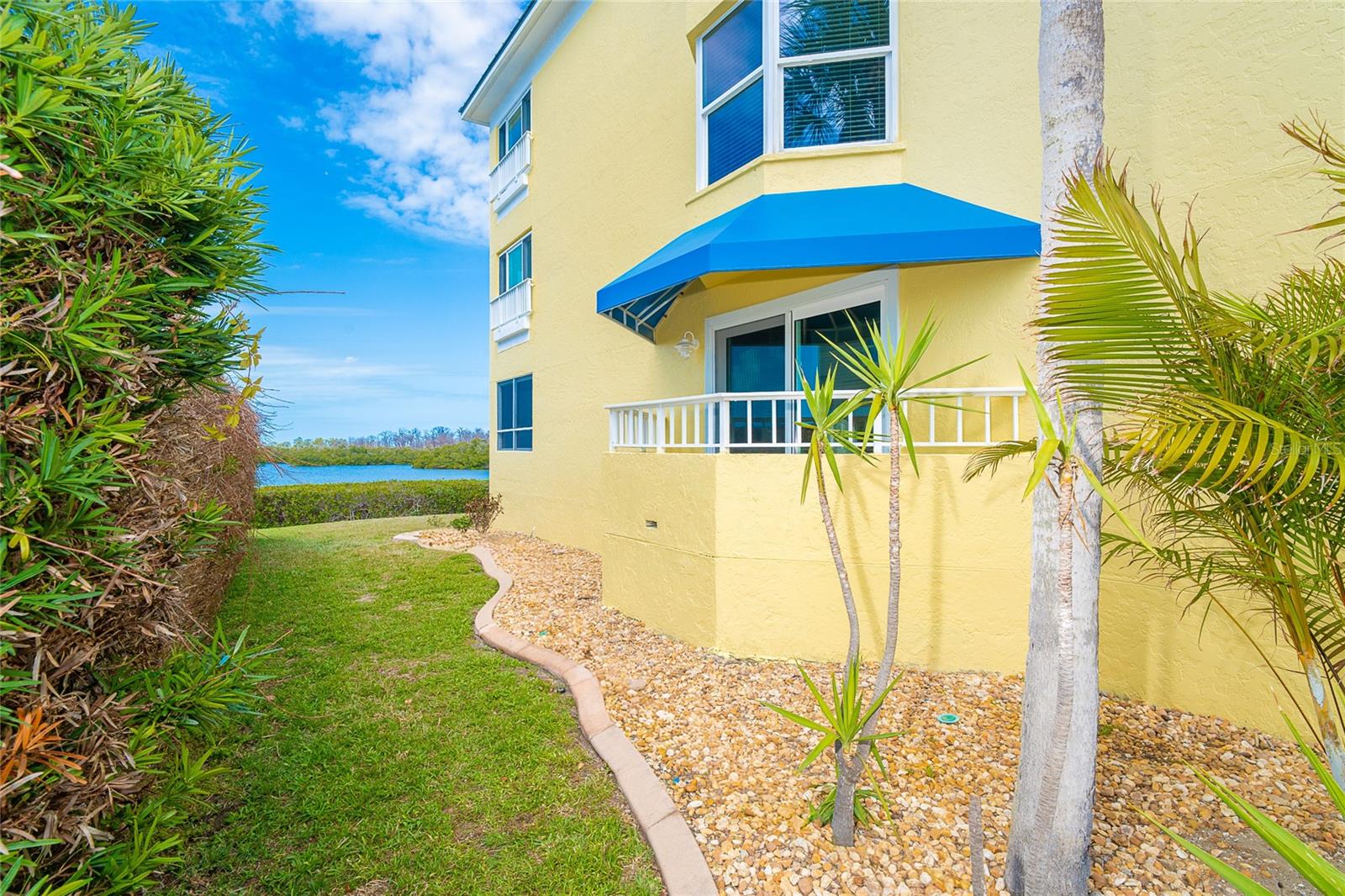 Image 4 of 65 For 2424 Placida Road C101