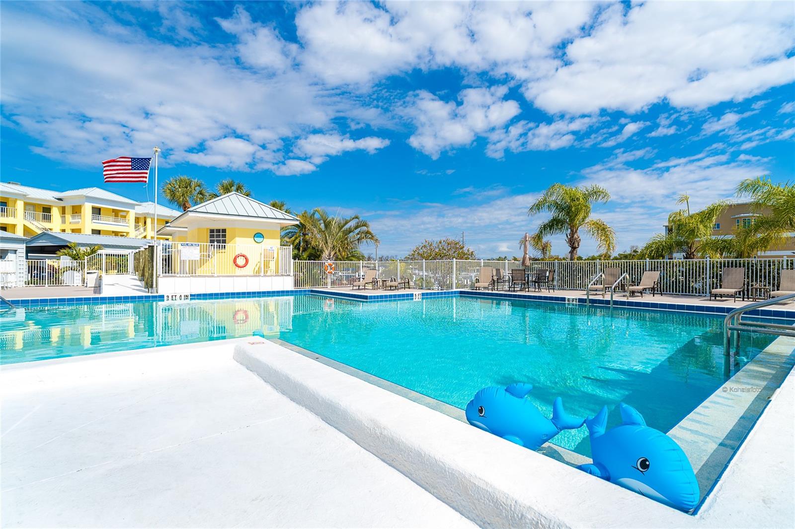 Image 49 of 65 For 2424 Placida Road C101