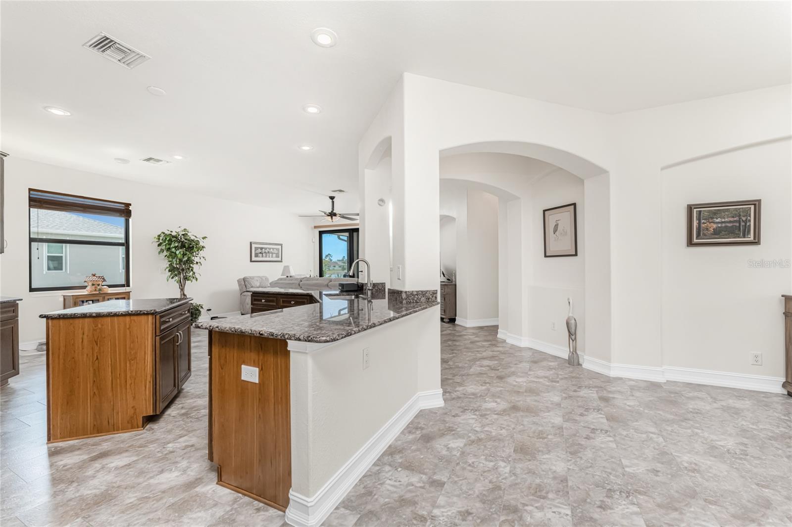 Image 10 of 46 For 228 Antilla Drive