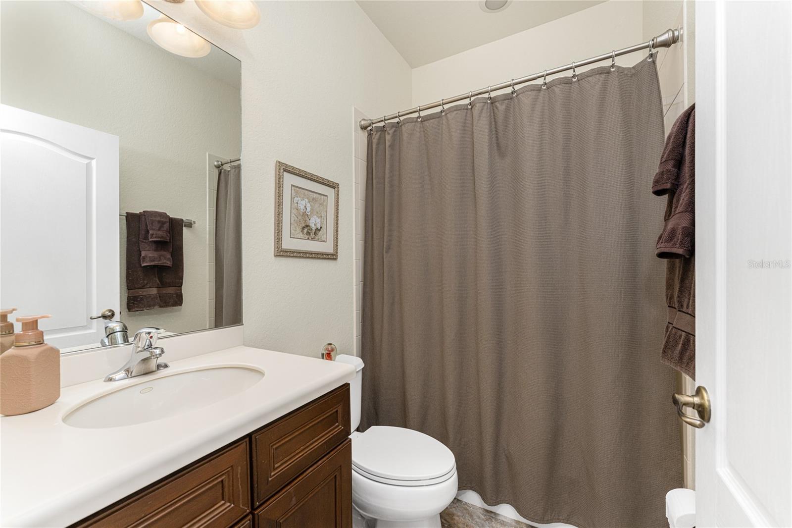 Image 22 of 46 For 228 Antilla Drive