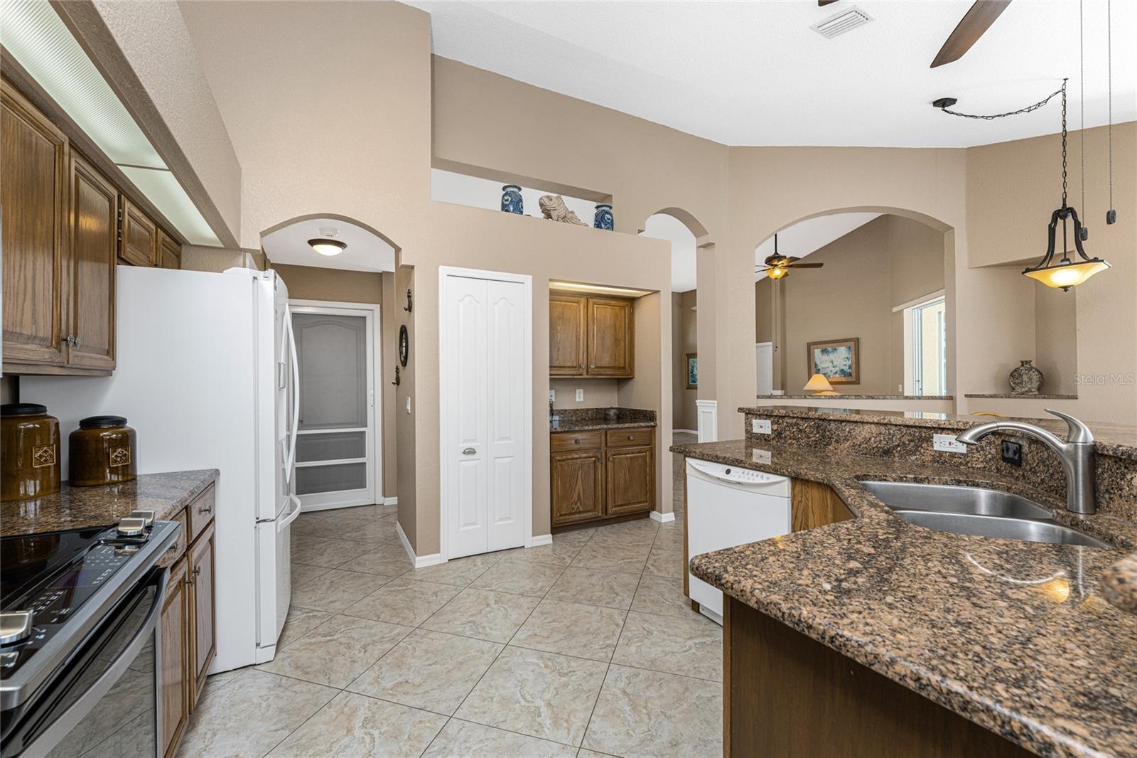 Image 18 of 64 For 70 Sportsman Road