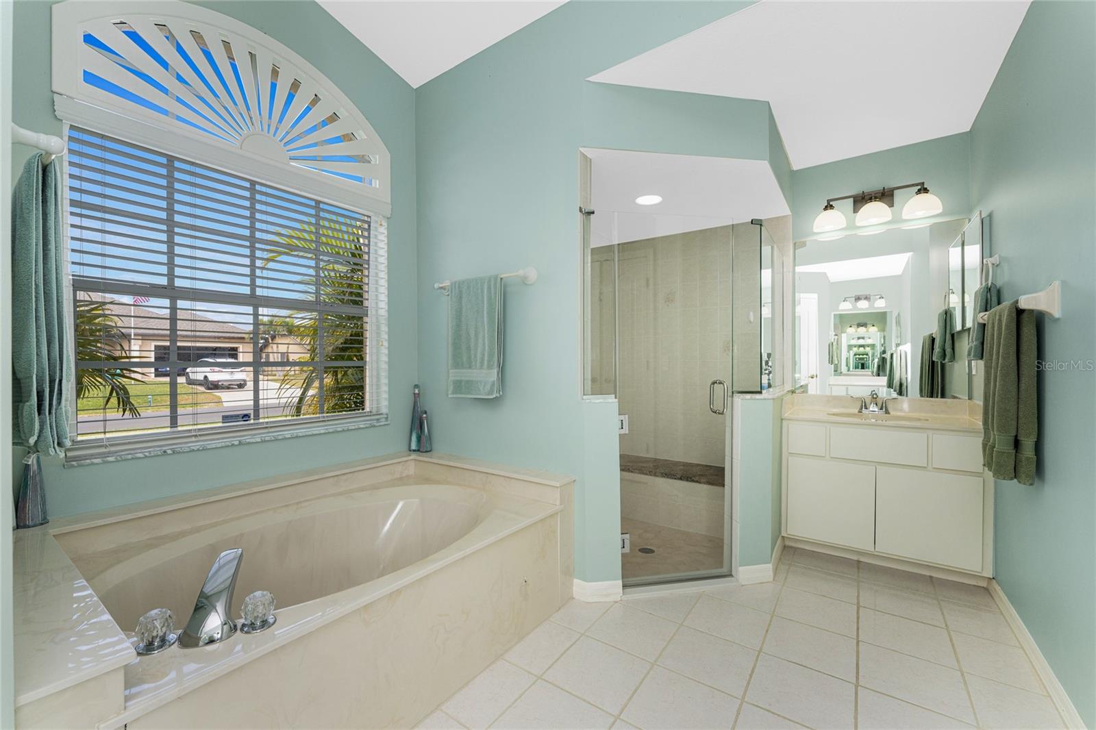 Image 33 of 64 For 70 Sportsman Road