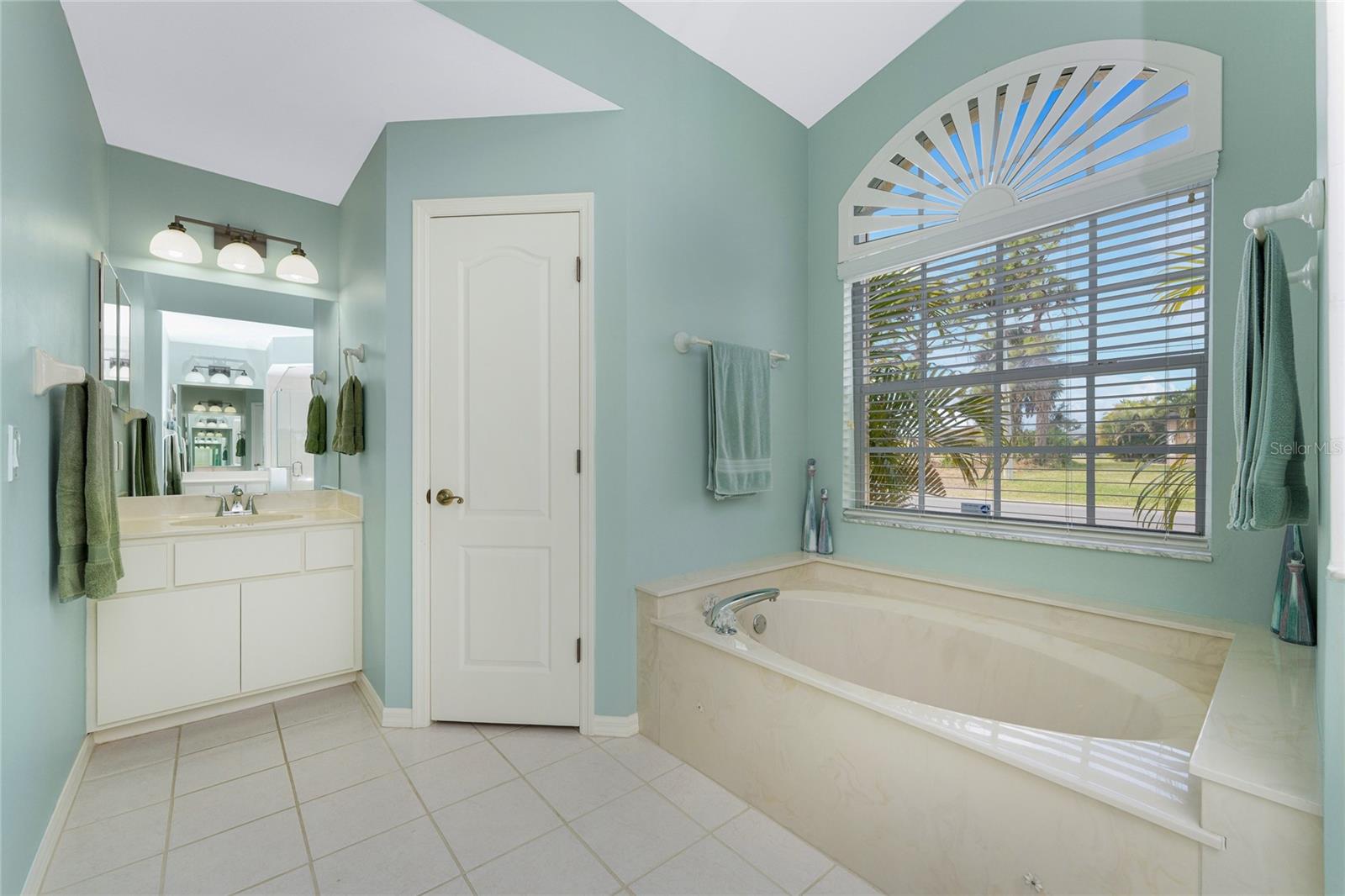 Image 35 of 64 For 70 Sportsman Road