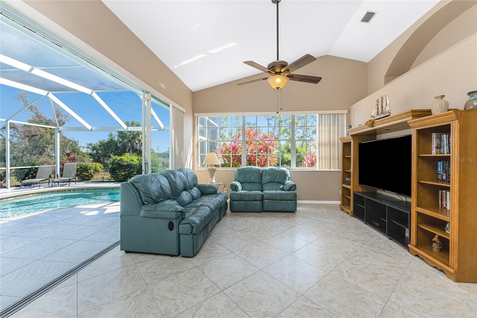 Image 4 of 64 For 70 Sportsman Road