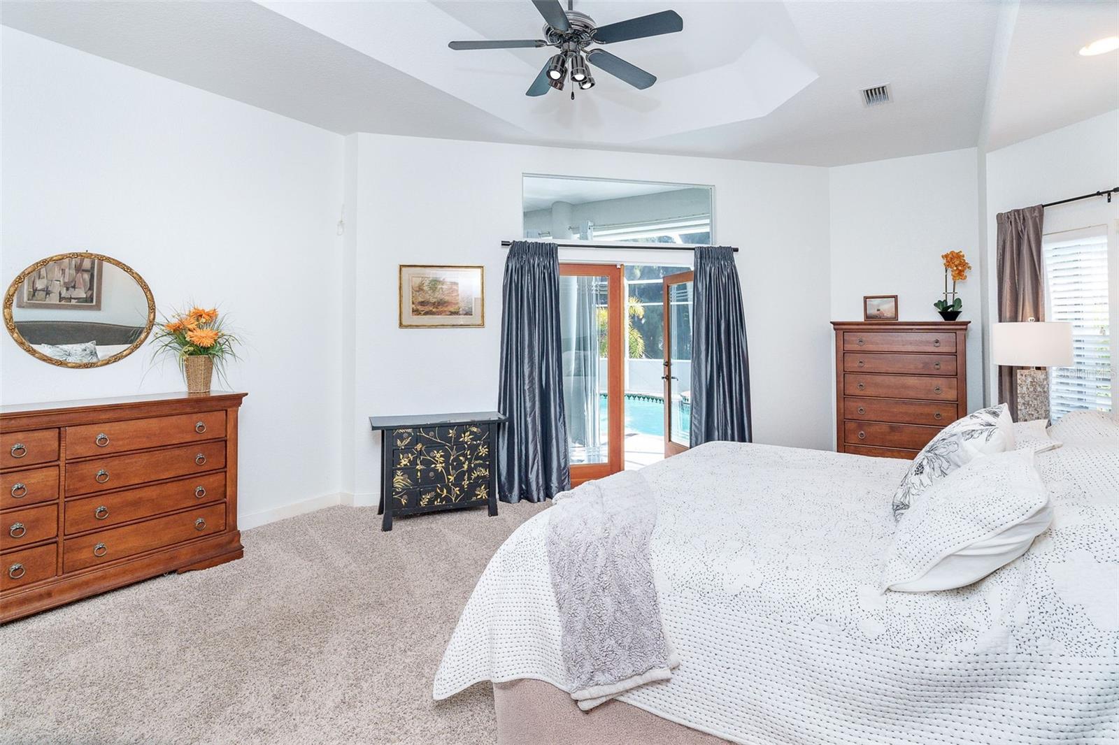 Image 24 of 71 For 100 Green Dolphin Drive