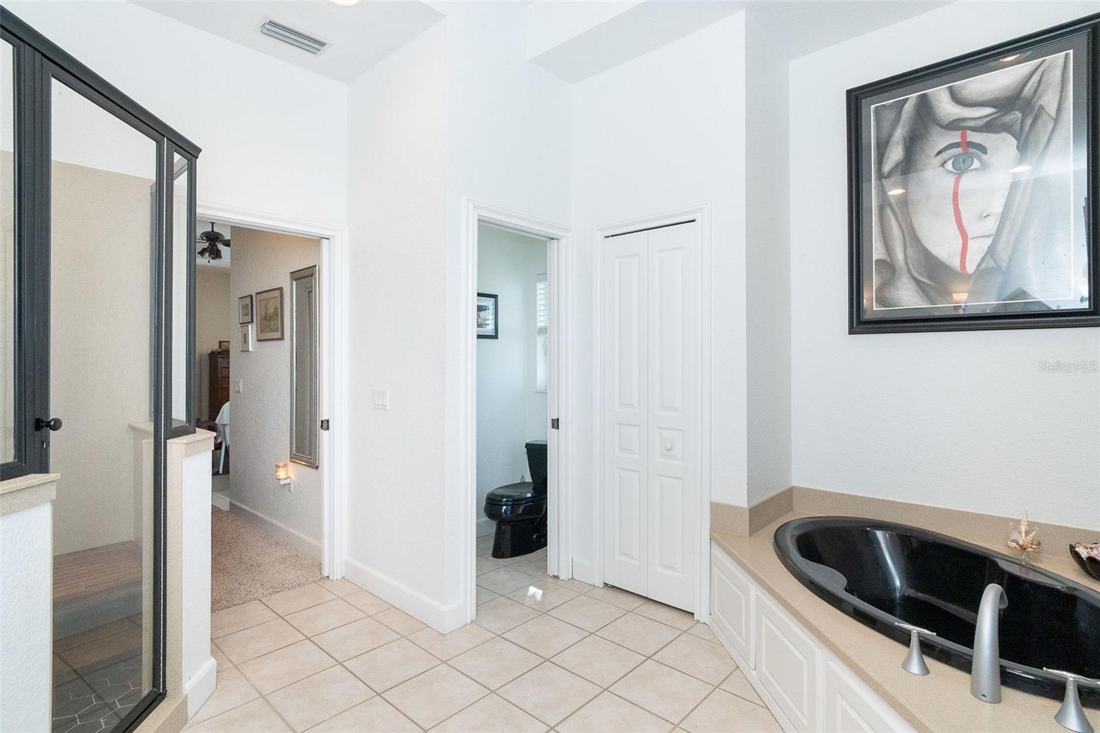 Image 29 of 71 For 100 Green Dolphin Drive