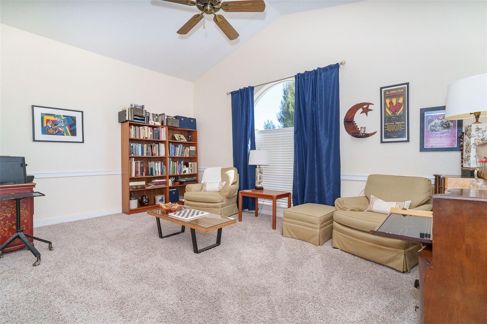 Image 34 of 71 For 100 Green Dolphin Drive