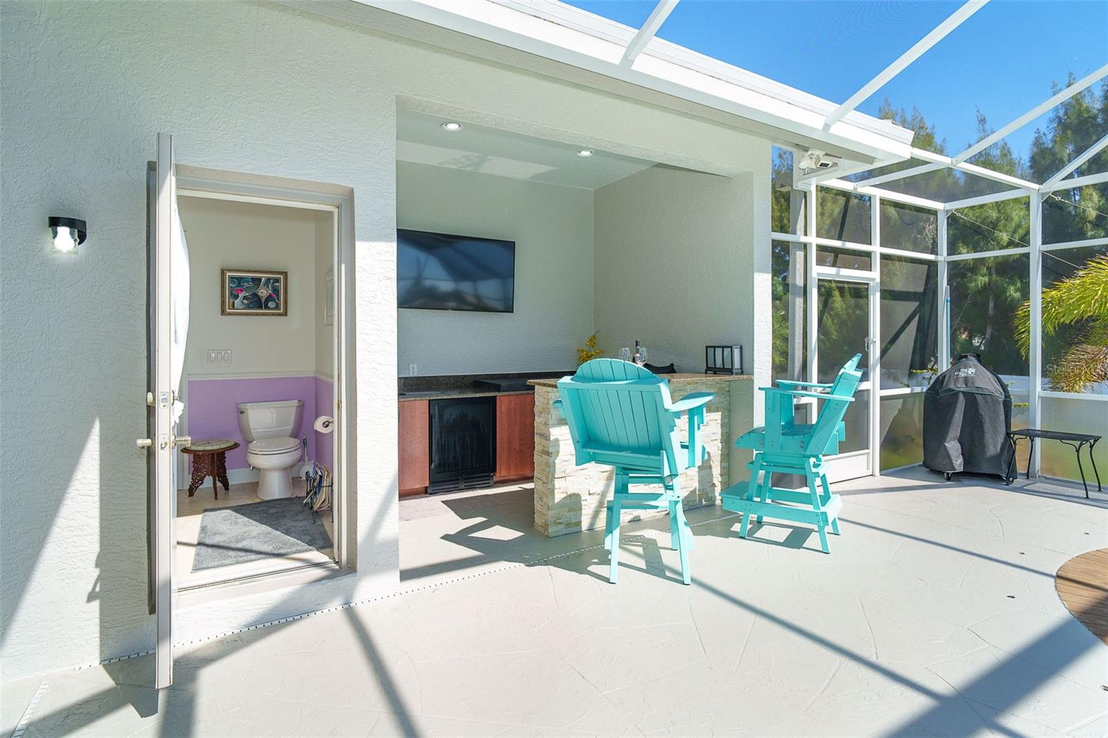 Image 42 of 71 For 100 Green Dolphin Drive