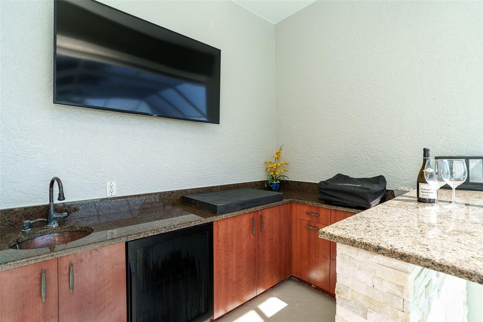 Image 43 of 71 For 100 Green Dolphin Drive