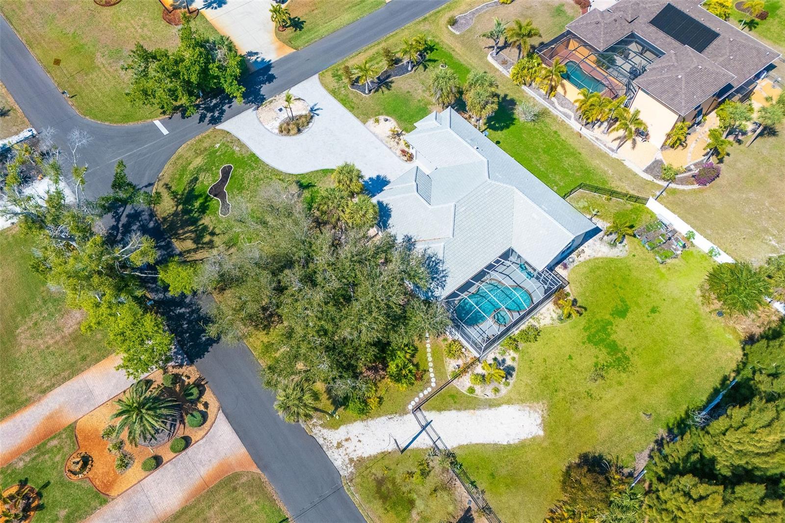 Image 63 of 71 For 100 Green Dolphin Drive