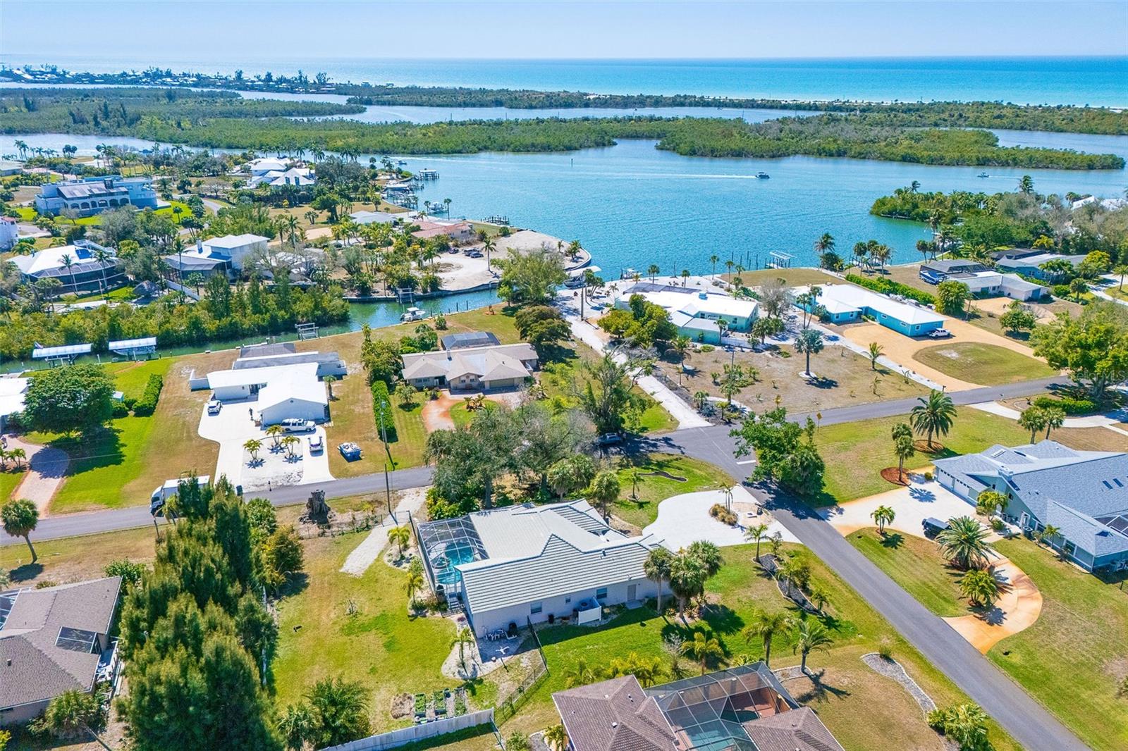 Image 67 of 71 For 100 Green Dolphin Drive