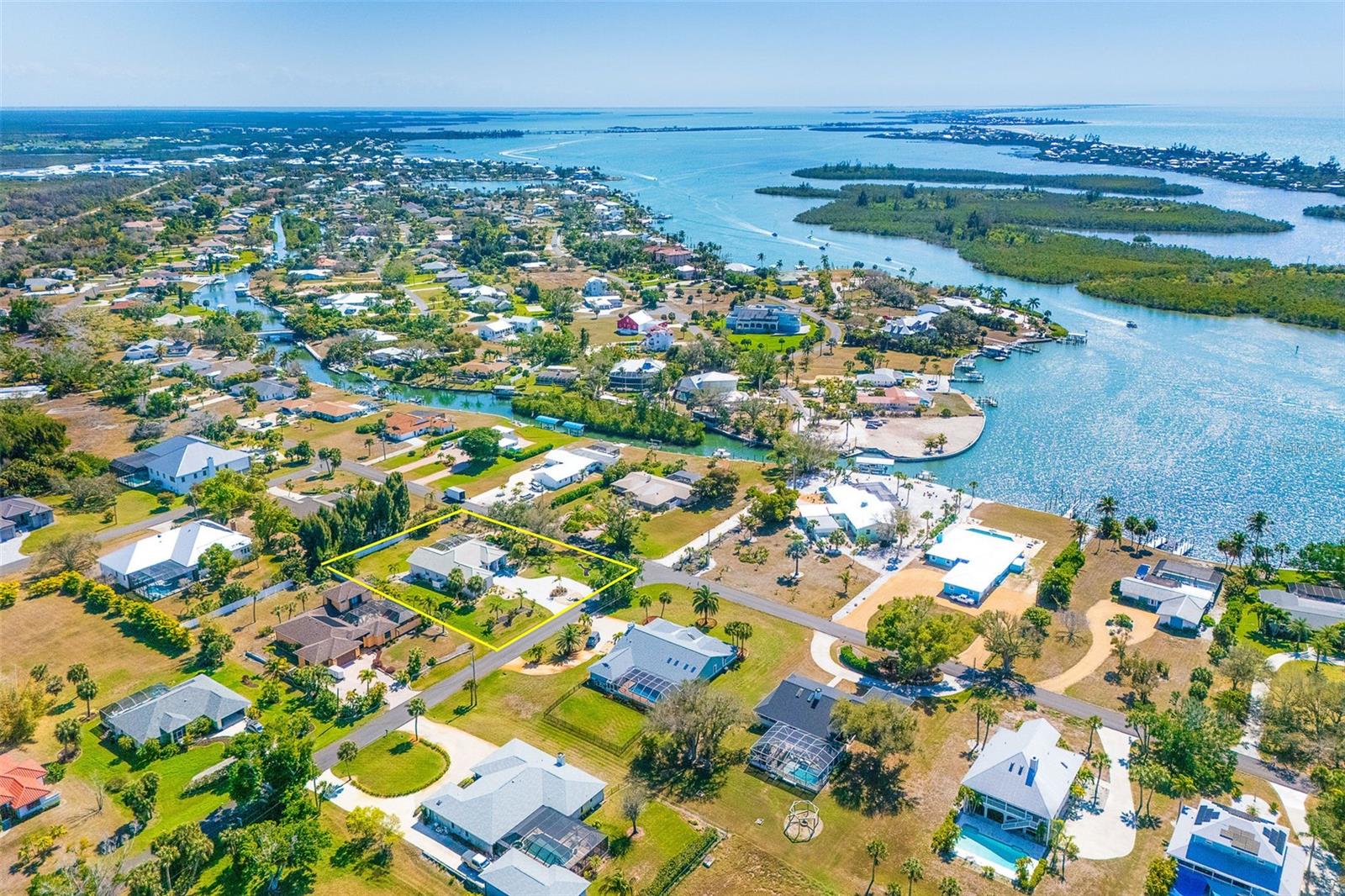 Image 69 of 71 For 100 Green Dolphin Drive