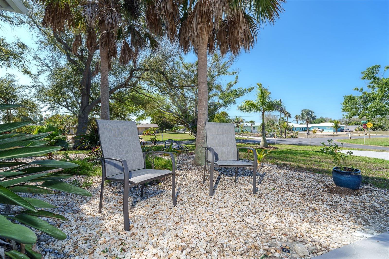 Image 7 of 71 For 100 Green Dolphin Drive