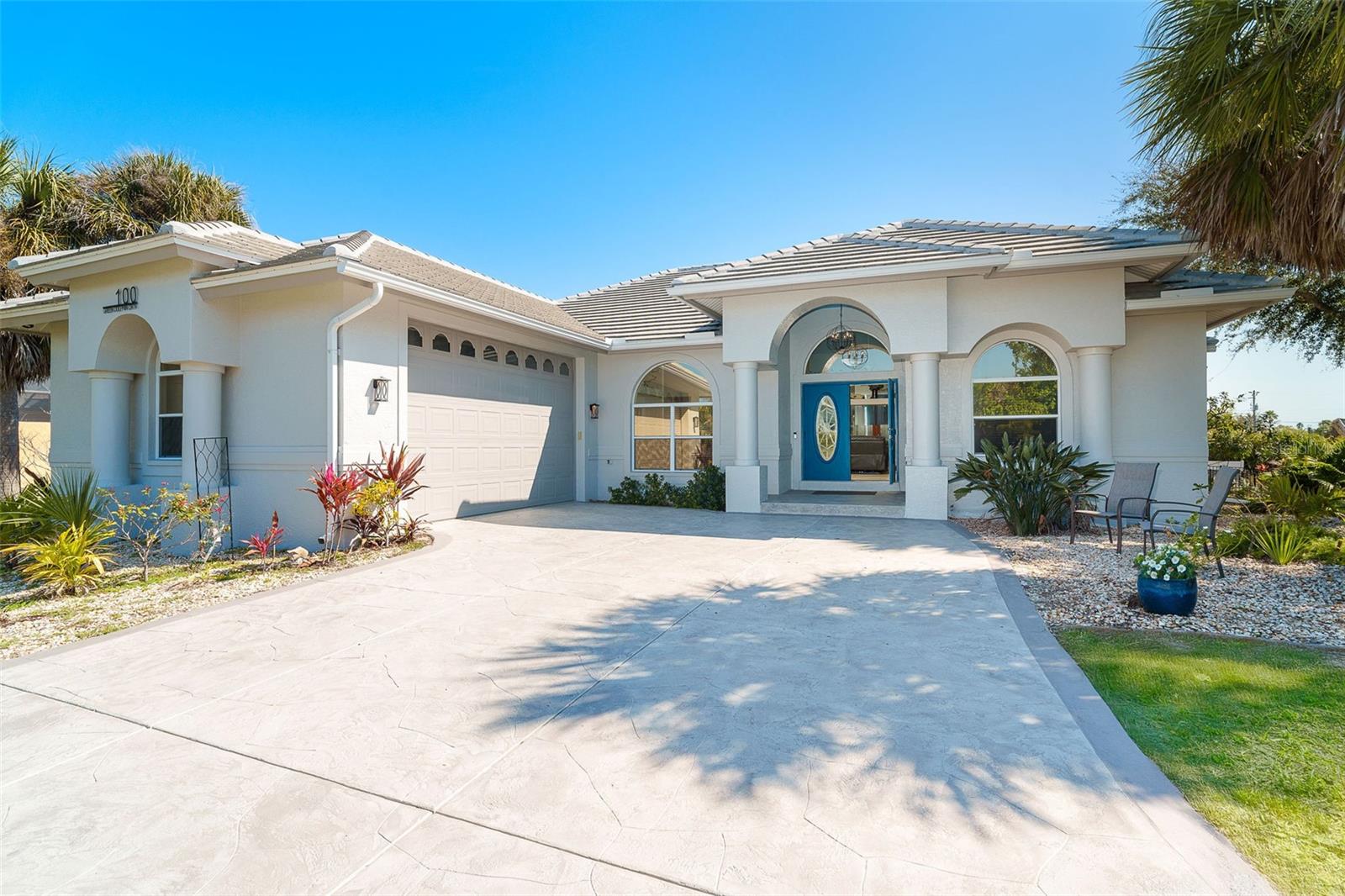 Image 9 of 71 For 100 Green Dolphin Drive