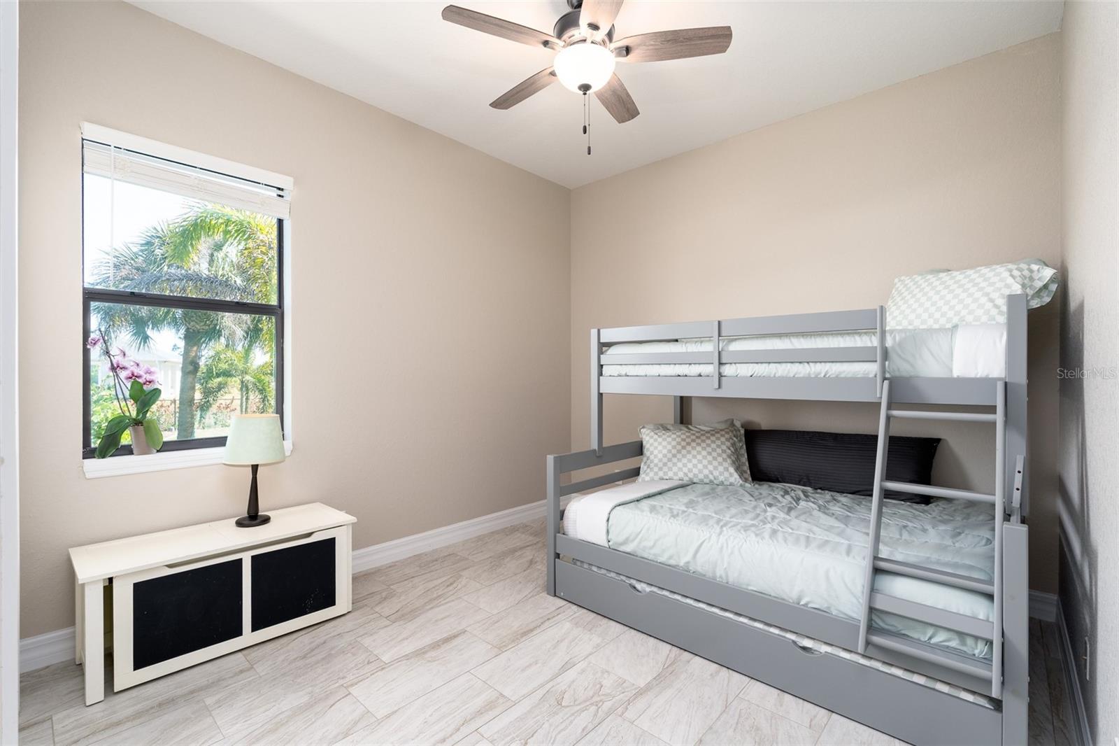 Image 35 of 52 For 151 Lime Tree Park