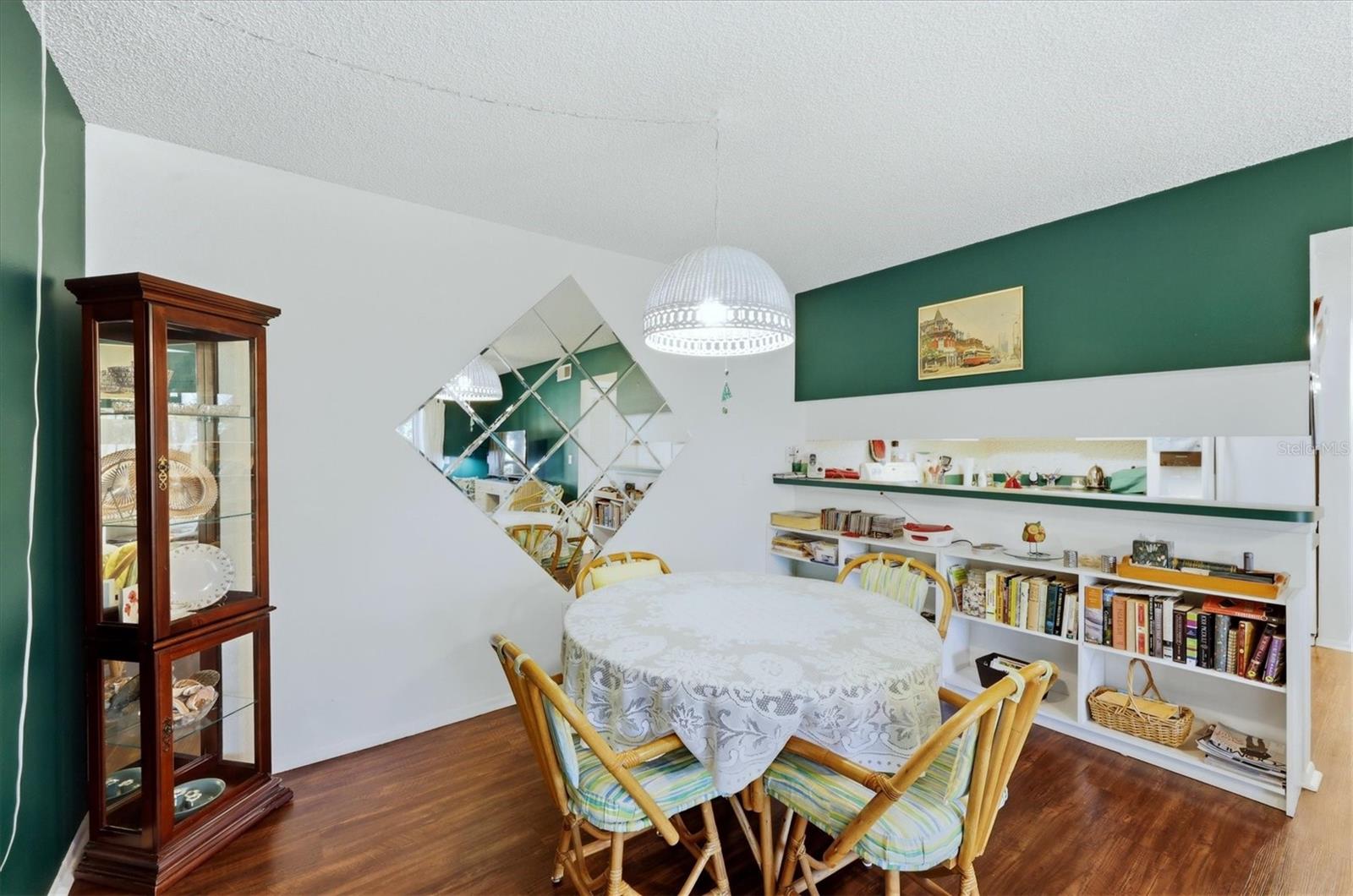 Image 11 of 40 For 1515 Forrest Nelson Boulevard P105