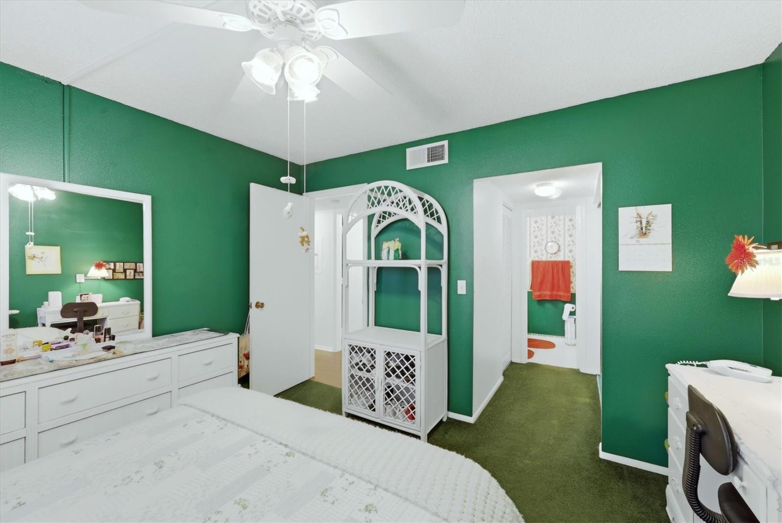 Image 17 of 40 For 1515 Forrest Nelson Boulevard P105