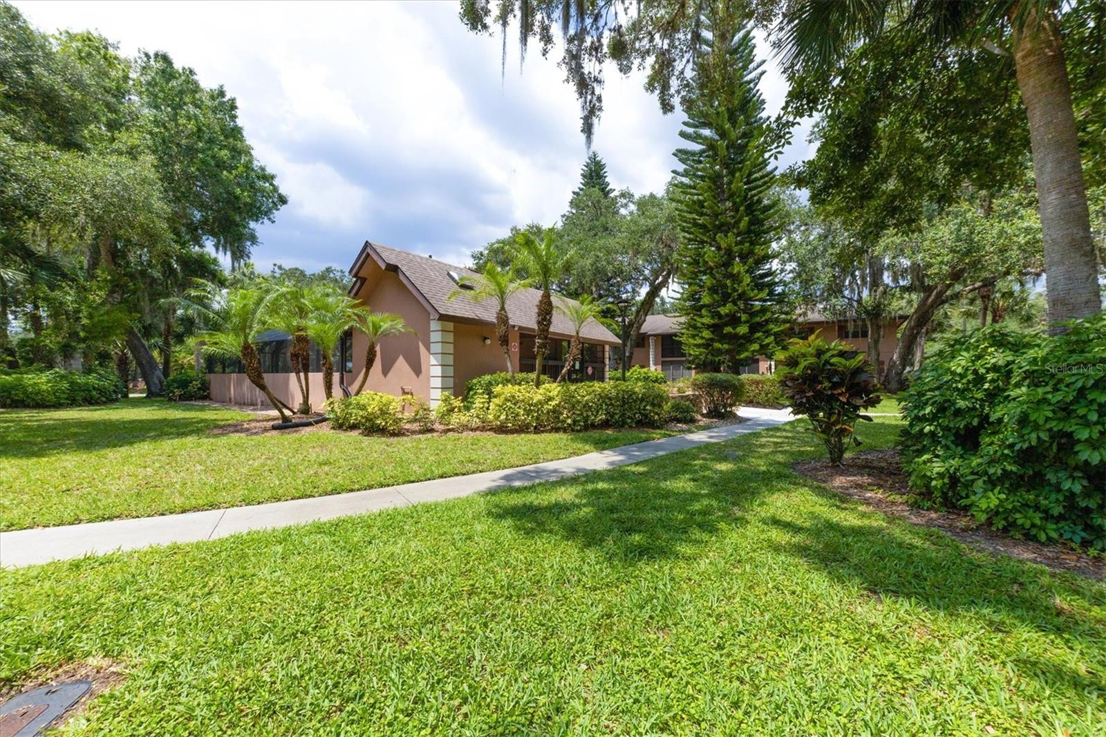 Image 34 of 40 For 1515 Forrest Nelson Boulevard P105