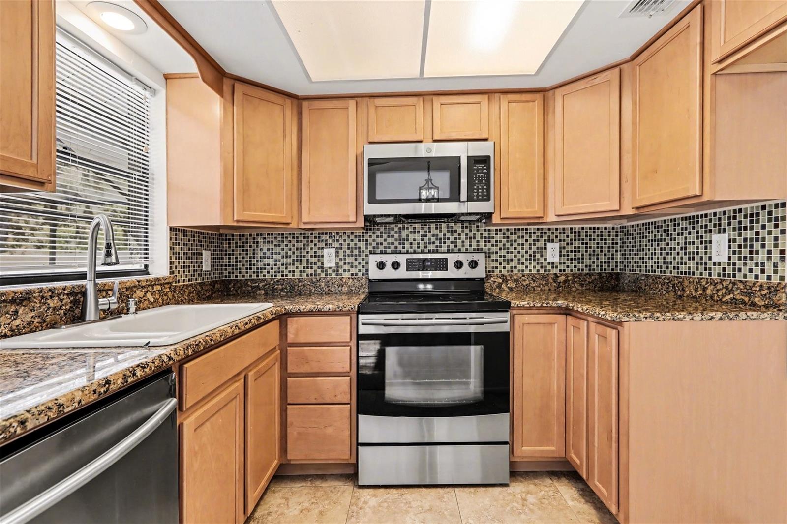 Image 8 of 24 For 2332 Seward Drive