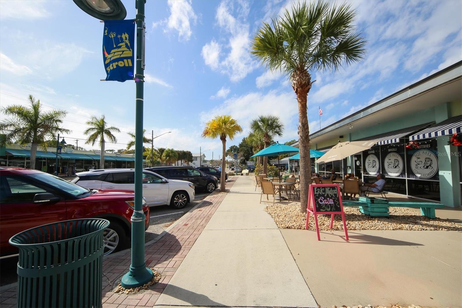 Image 17 of 22 For 240 Riverview Avenue