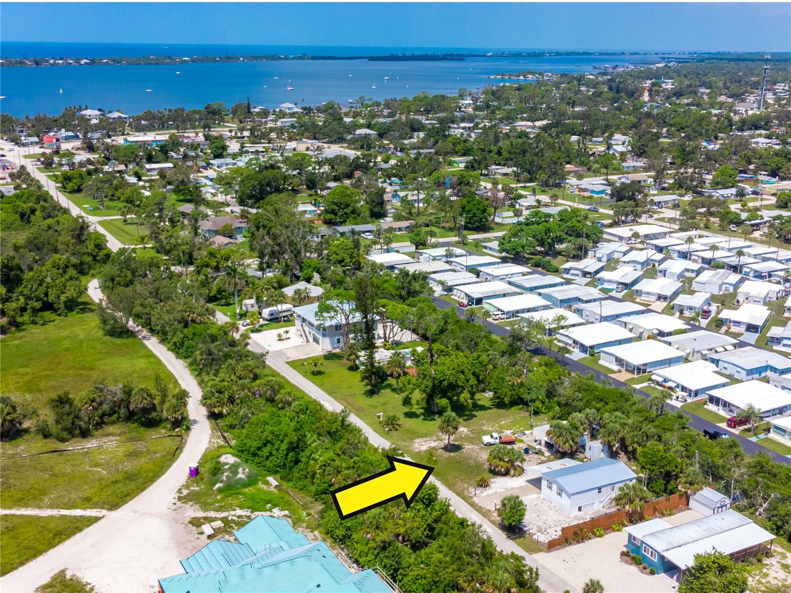 Image 2 of 22 For 240 Riverview Avenue