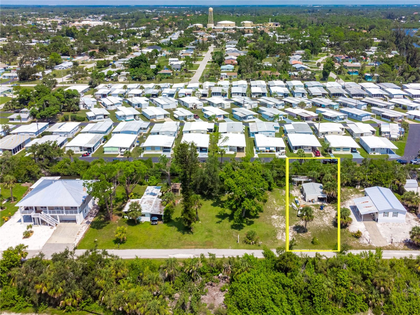 Image 5 of 22 For 240 Riverview Avenue