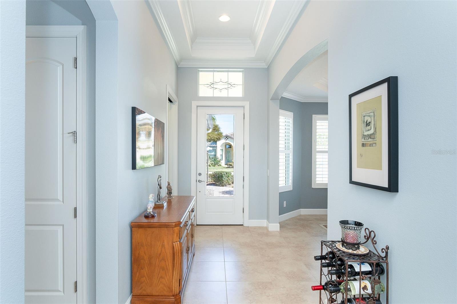 Listing photo id 7 for 2085 Piave Lane