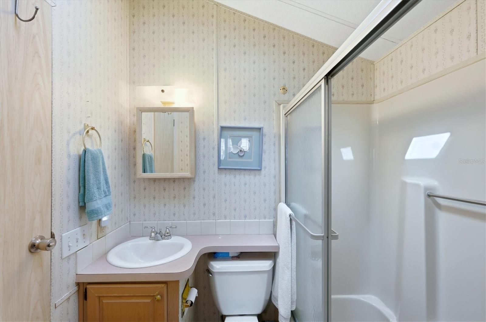 Image 16 of 32 For 1475 Flamingo Drive 261